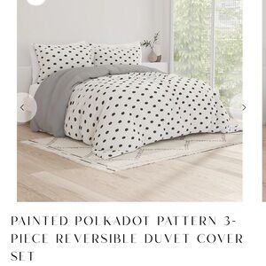 Linens and Hutch Painted Polkadot Reversible Duvet Cover Set - White/Black